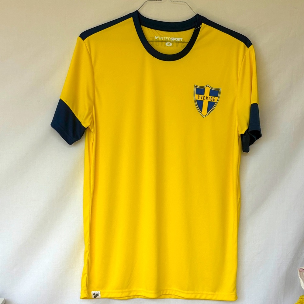 INTERSPORT | Sweden Soccer Jersey Men’s Yellow Blue National Team Shirt  🏟